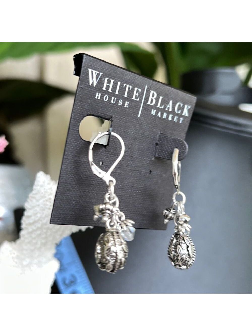 Antiqued Hammered Silver Earring White House / Black Market